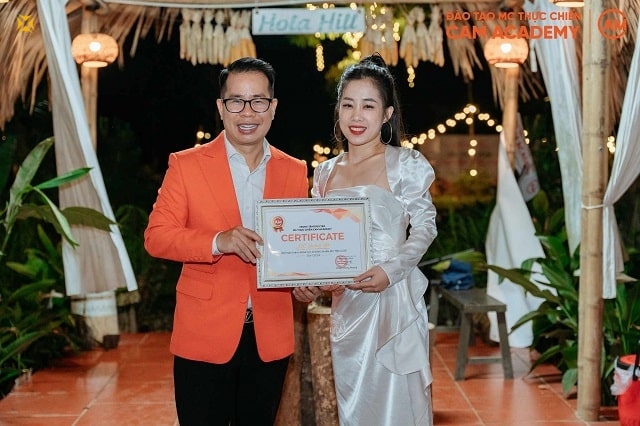 Ngày 20-2143/2024 tại Khu sinh thái Hola Hill Ba Vì, Hà Nội đã diễn ra lễ báo cáo tốt nghiệp thực chiến của các học viên CAM Academy.
